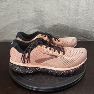 Brooks x Pac Man Ghost 12 Women Sz 8 Running Pink Black Lace Up Shoes NO INSOLES